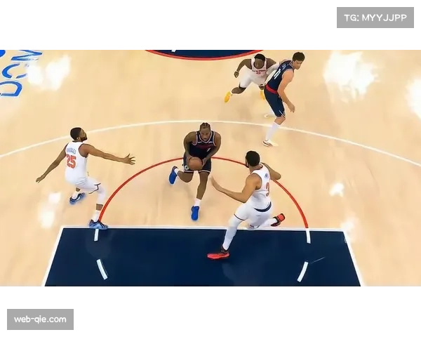 快船队单场命中28记三分球，刷新队史纪录并追平联盟历史第三高